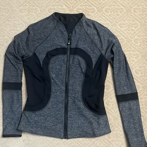 Lululemon athletica reversible women’s define jacket- size 10